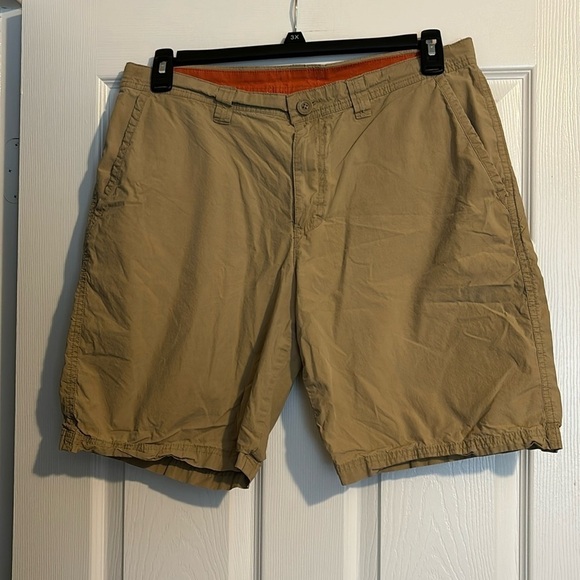 Columbia men’s tan 100% cotton flat front shorts size 34 - Picture 1 of 8